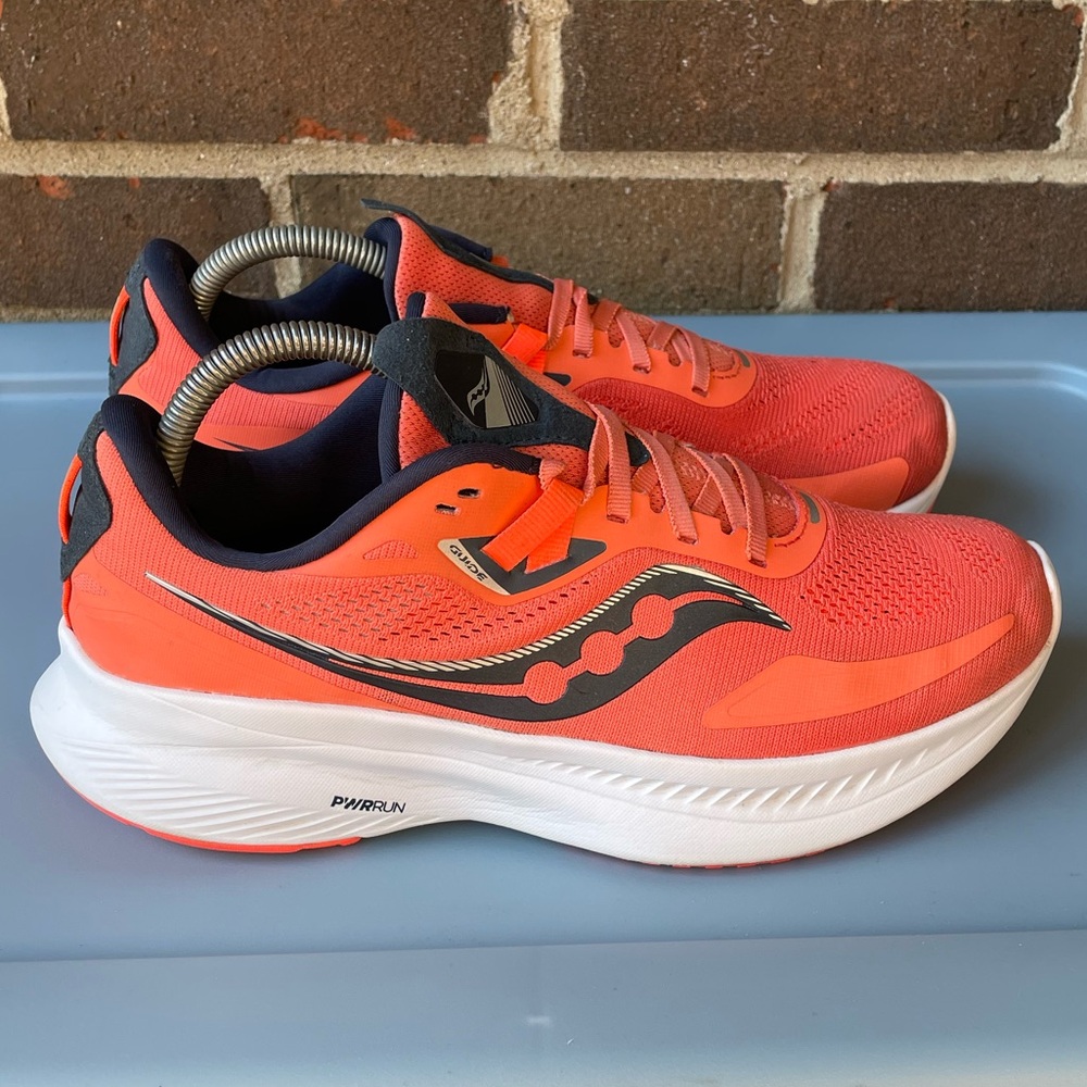 Saucony Guide 15 Athletic Running Sneakers
